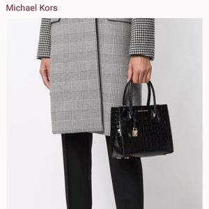 Michael Kors Mercer small crossbody